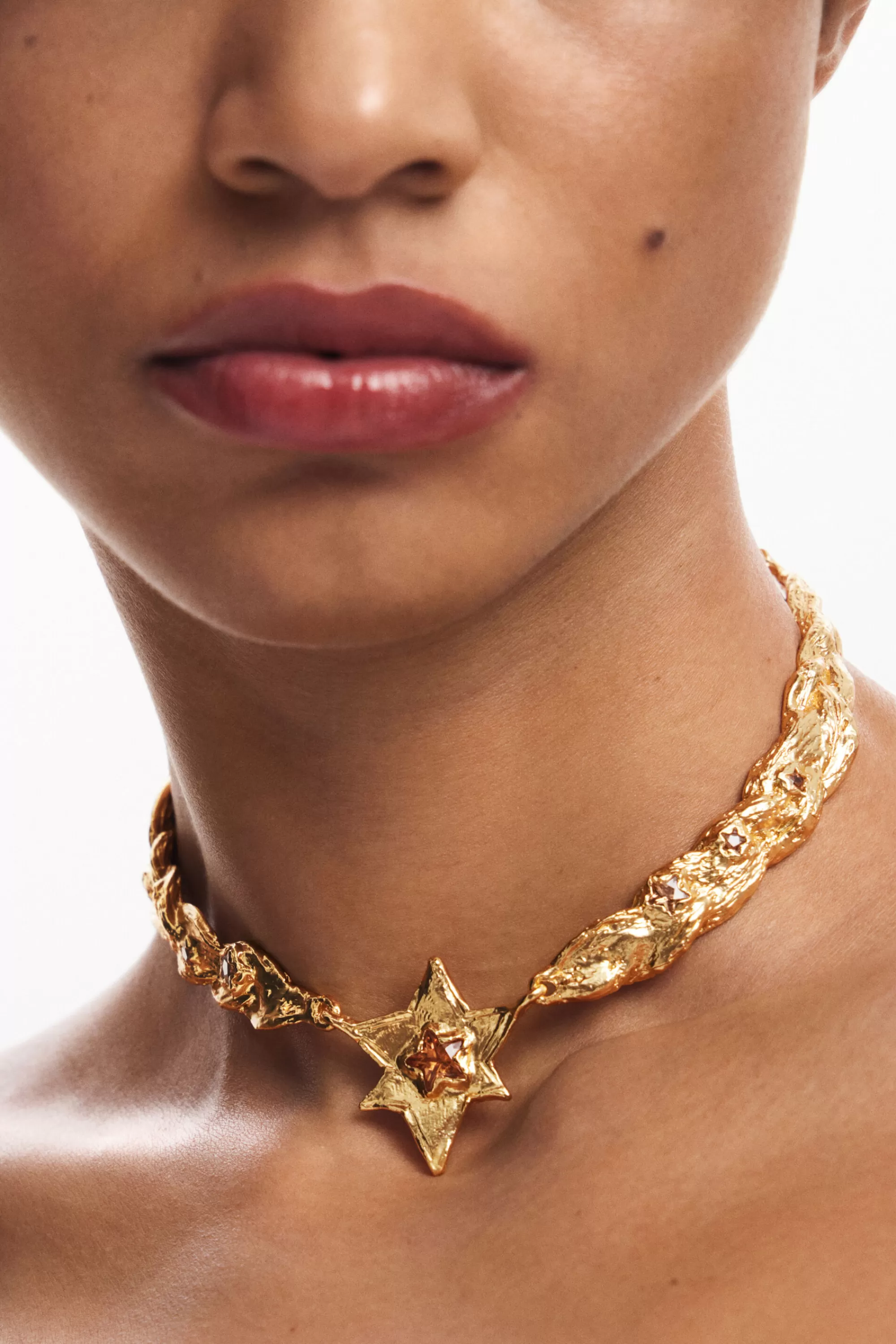 Desigual Jewelry>Large choker with textures and gold star Zalio