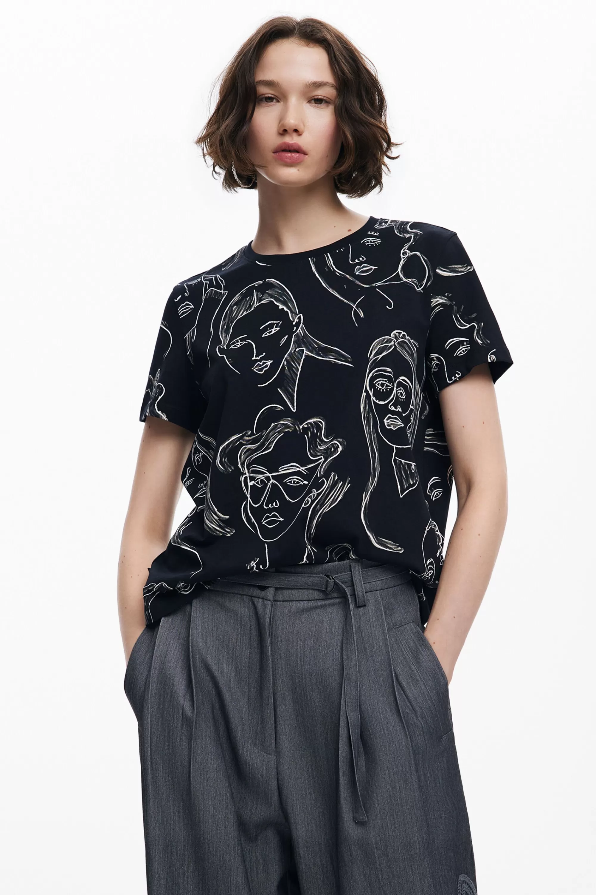 Desigual Shirts And Blouses | T-shirts>Short-sleeved T-shirt with faces